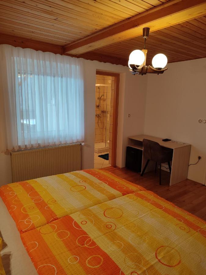 Gostilna Pension Blegos Poljane nad Škofjo Loko Exterior foto