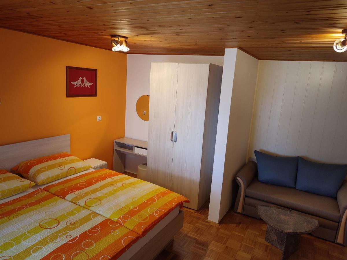Gostilna Pension Blegos Poljane nad Škofjo Loko Exterior foto