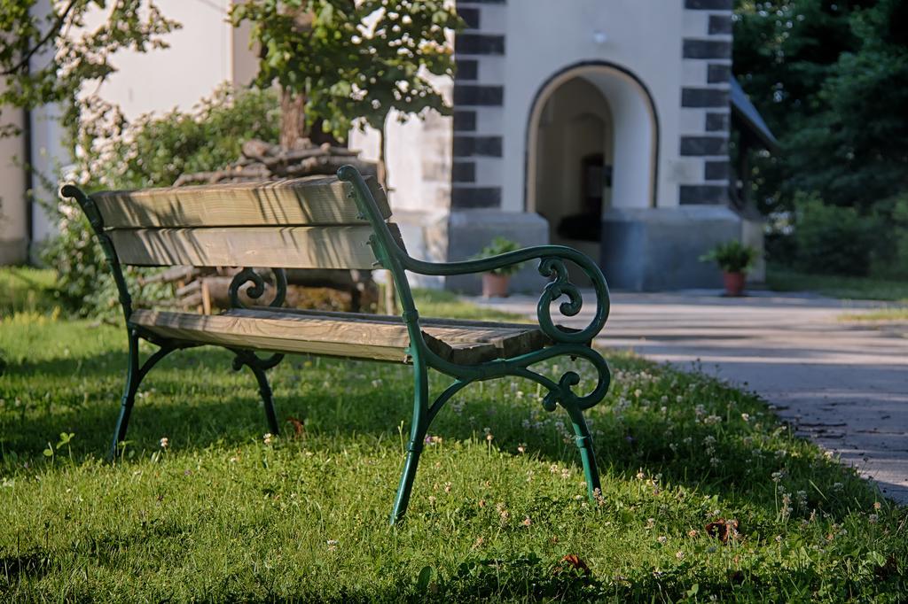 Gostilna Pension Blegos Poljane nad Škofjo Loko Exterior foto